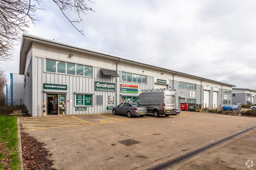 Spitfire Clos, Coventry for sale - Primary Photo - Image 1 of 1