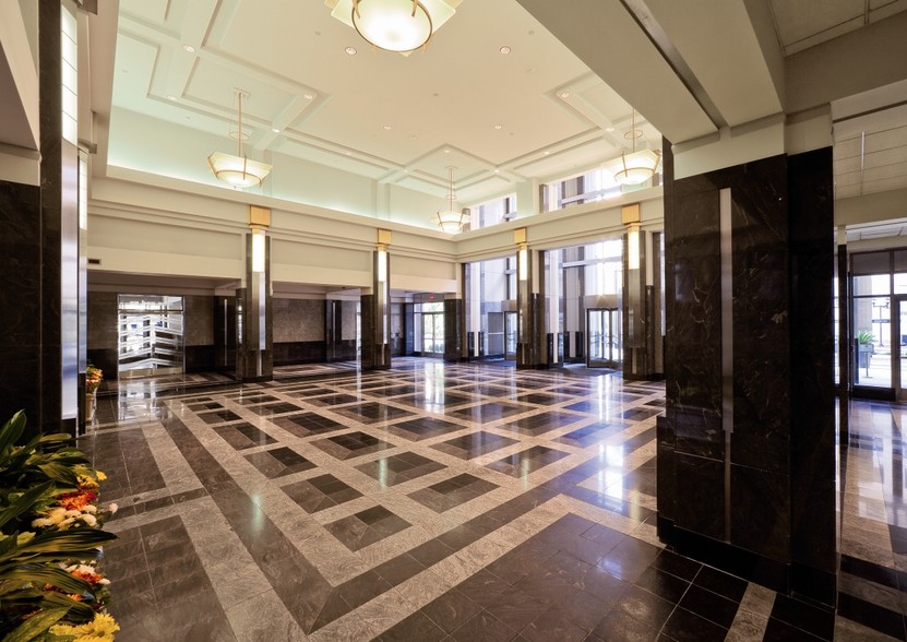 101 Hudson St, Jersey City, NJ for rent - Lobby - Image 2 of 12