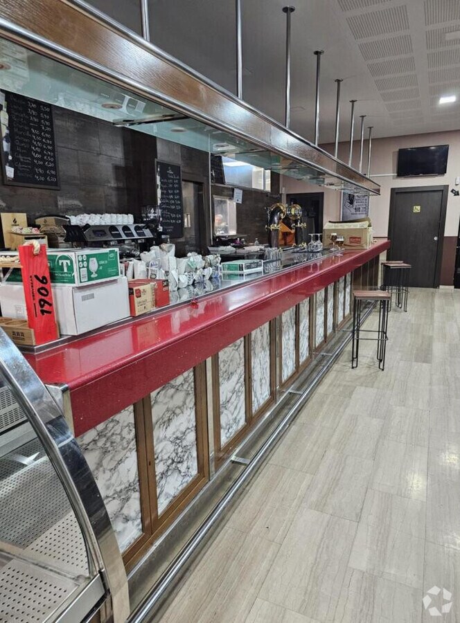 Cuenca, CUE 16002 -  -  - Interior Photo - Image 2 of 7