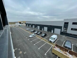 More details for Office, Light Industrial to Rent
