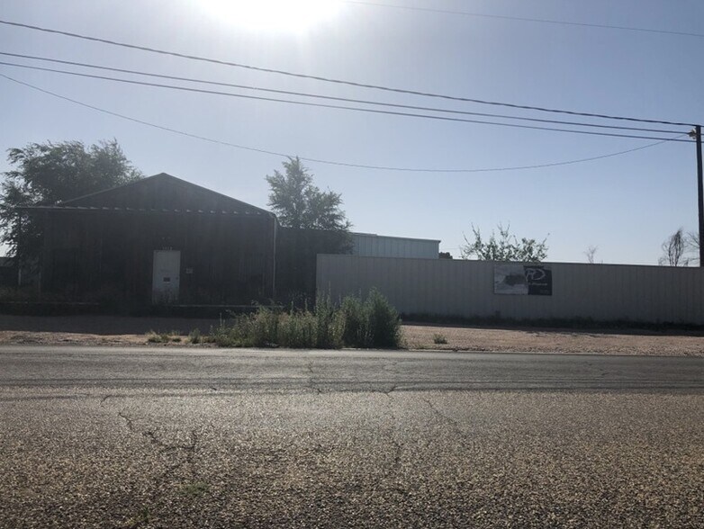 1314 Ave T, Snyder, TX 79549 UK