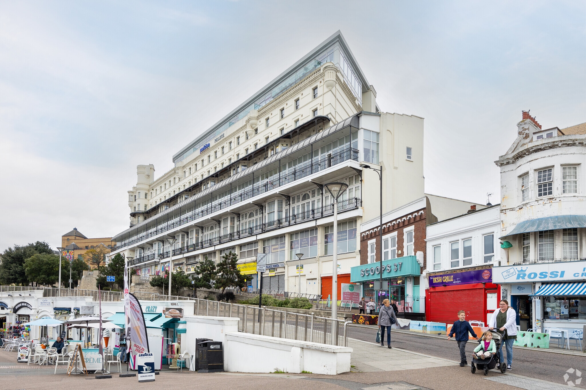 Pier Hl, Southend-On-Sea to rent Building Photo- Image 1 of 3