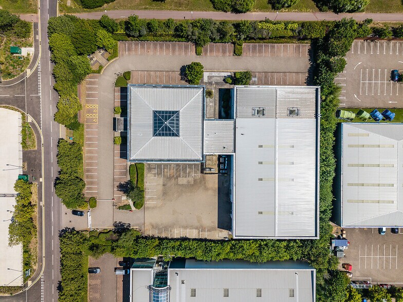 3 Precedent Dr, Milton Keynes to rent - Building Photo - Image 3 of 12