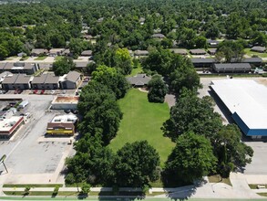 1300 W Lindsey St, Norman, OK for sale Building Photo- Image 1 of 1