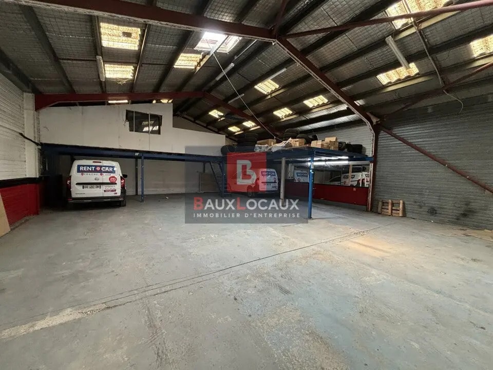 Vente Entrepôt 520 m² - Photo 1