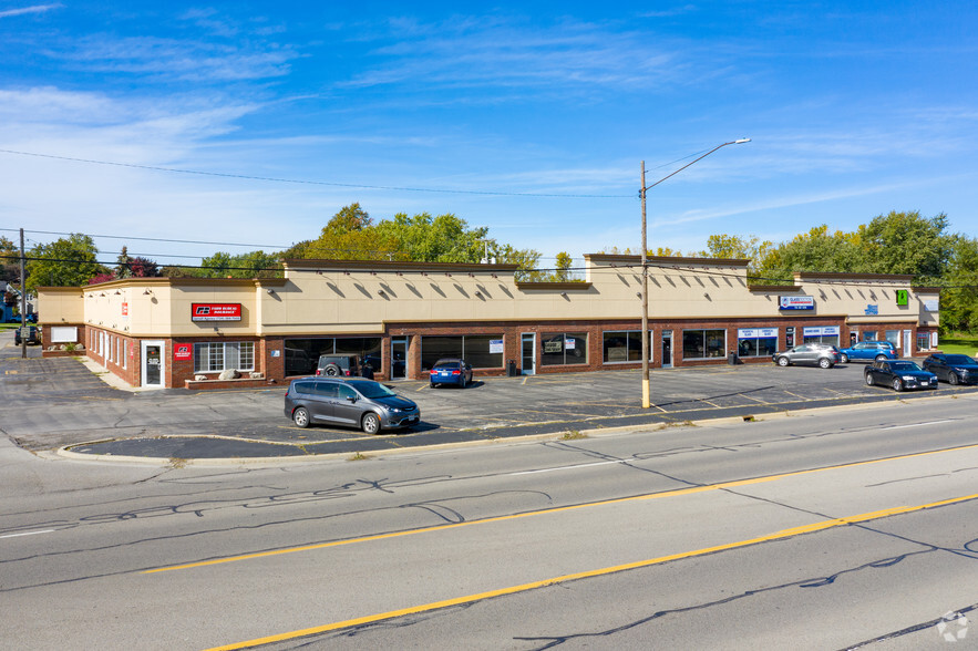 15511-15583 S Dixie Hwy, Monroe, MI for rent - Building Photo - Image 1 of 4