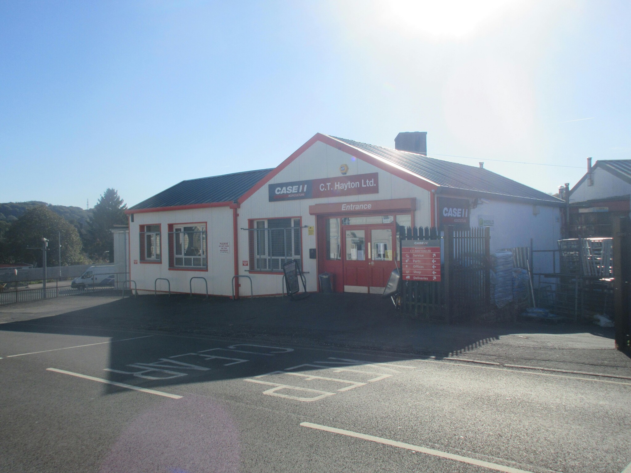 C.T. Hayton Ltd, Sandylands Road portfolio of 3 properties for sale on LoopNet.co.uk Primary Photo- Image 1 of 13