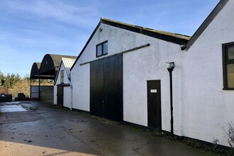 Rycote Farm, Thame for rent Building Photo- Image 1 of 3