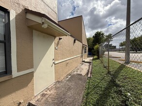 5640-5648 W Atlantic Blvd, Margate, FL for rent Building Photo- Image 2 of 5