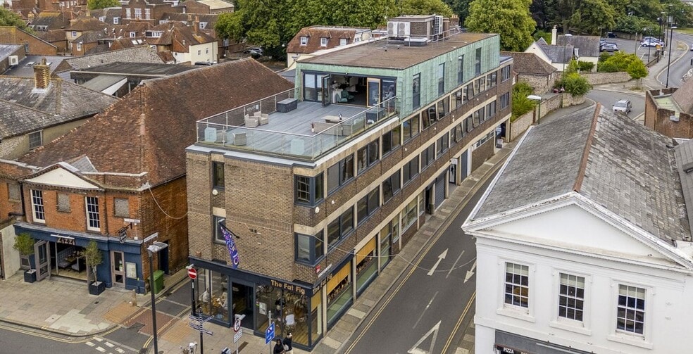 42 South Street And 1 Old Market Avenue portfolio of 2 properties for sale on LoopNet.co.uk - Primary Photo - Image 2 of 2