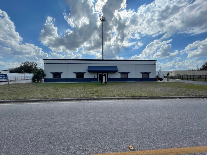 1730 Diplomacy Row, Orlando, FL for sale - Building Photo - Image 1 of 1