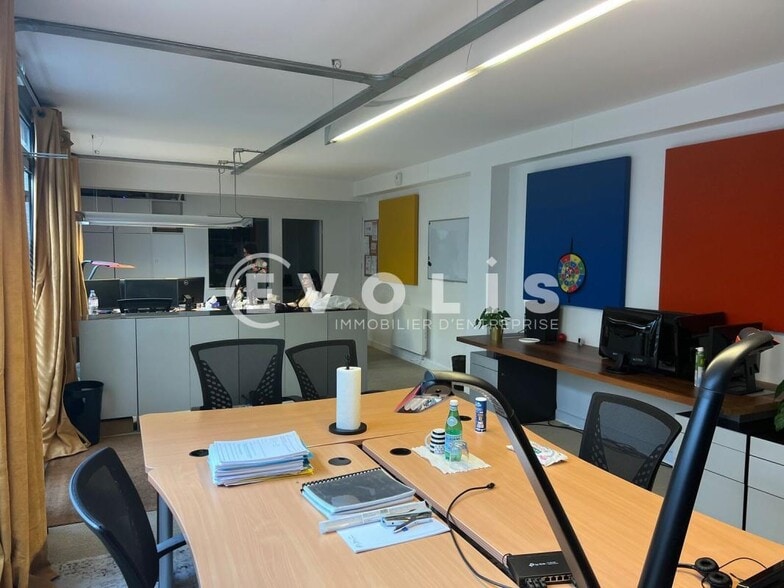 Office in Paris to rent - Interior Photo - Image 2 of 5