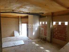 Retail in Madrid, Madrid to rent Interior Photo- Image 1 of 6