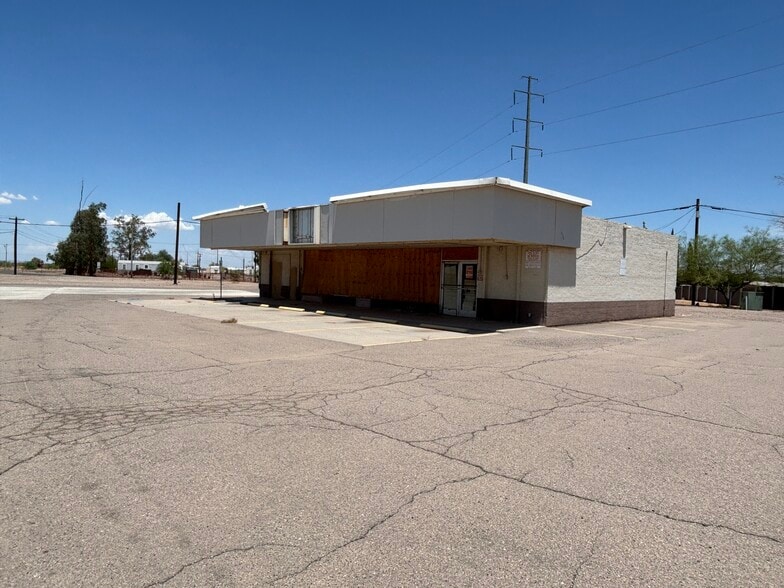 612 W Frontier St, Eloy, AZ to rent - Building Photo - Image 3 of 11