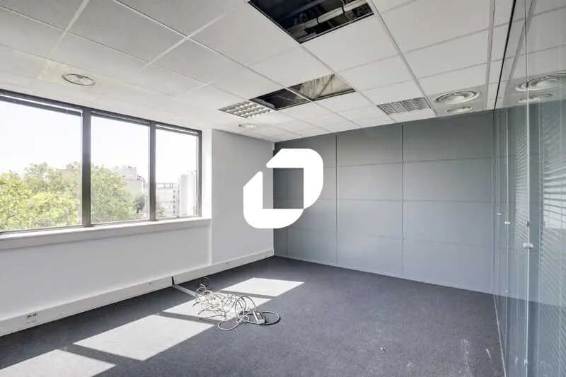 109 Avenue Aristide Briand, Montrouge to rent Interior Photo- Image 1 of 7