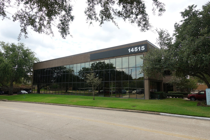 14515 Briarhills Pkwy, Houston, TX for rent - Building Photo - Image 1 of 13