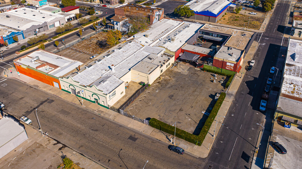 803-819 E Main St, Stockton, CA for sale - Building Photo - Image 1 of 7