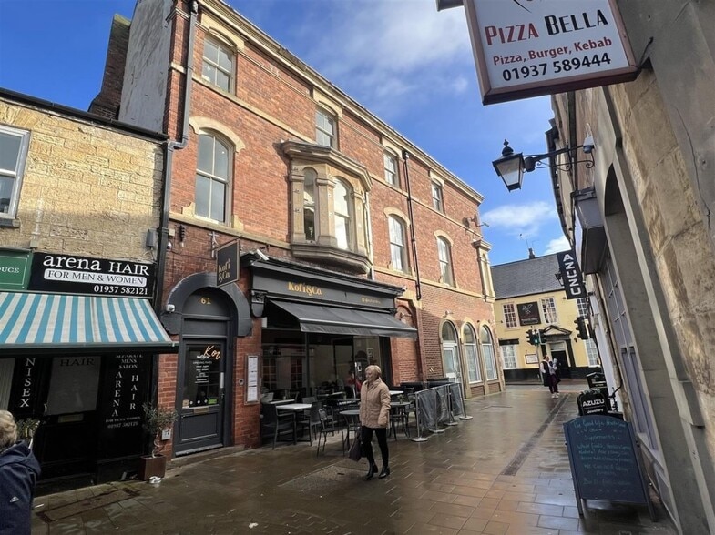 47-51 High St, Wetherby to rent - Building Photo - Image 2 of 3