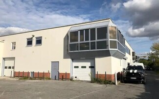 More details for Office, Light Industrial to Rent