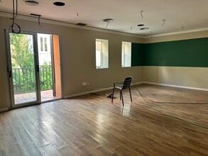 Retail in Santa Coloma de Gramenet, Barcelona to rent Interior Photo- Image 2 of 7