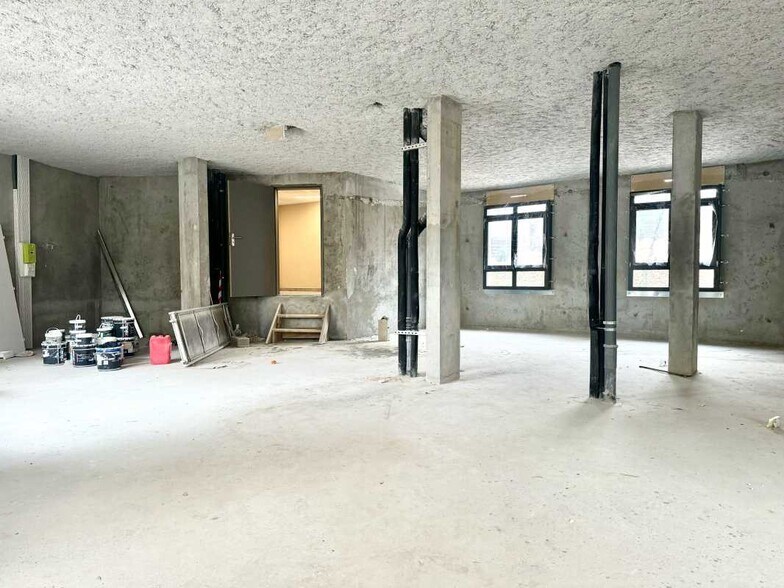 Office in Charly for sale - Construction Photo - Image 3 of 5