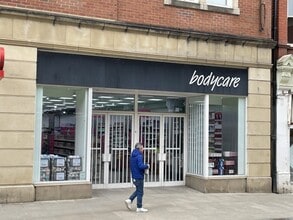 58 Hope St, Wrexham to rent Building Photo- Image 1 of 1