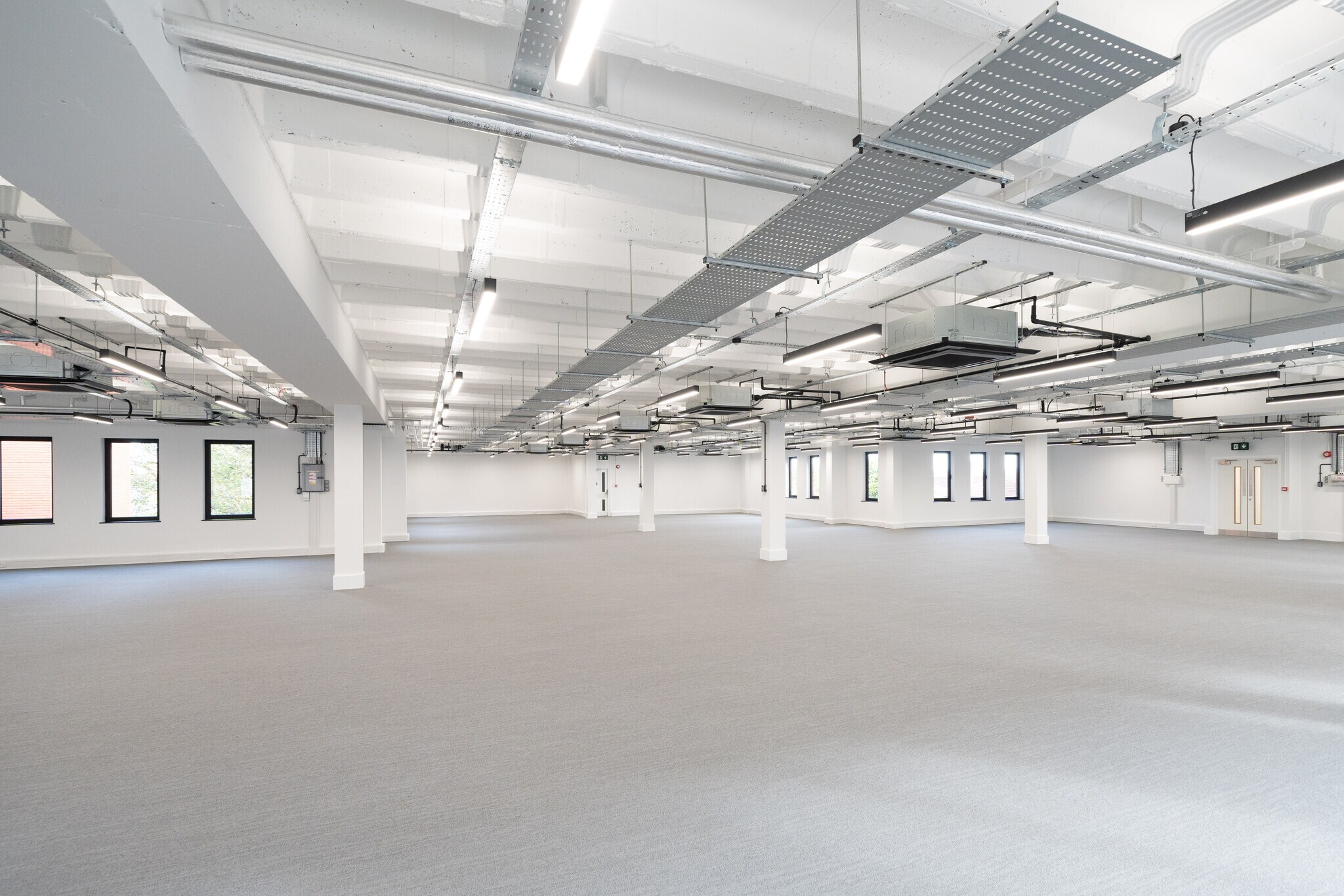 16 South Park, Sevenoaks to rent Interior Photo- Image 1 of 12