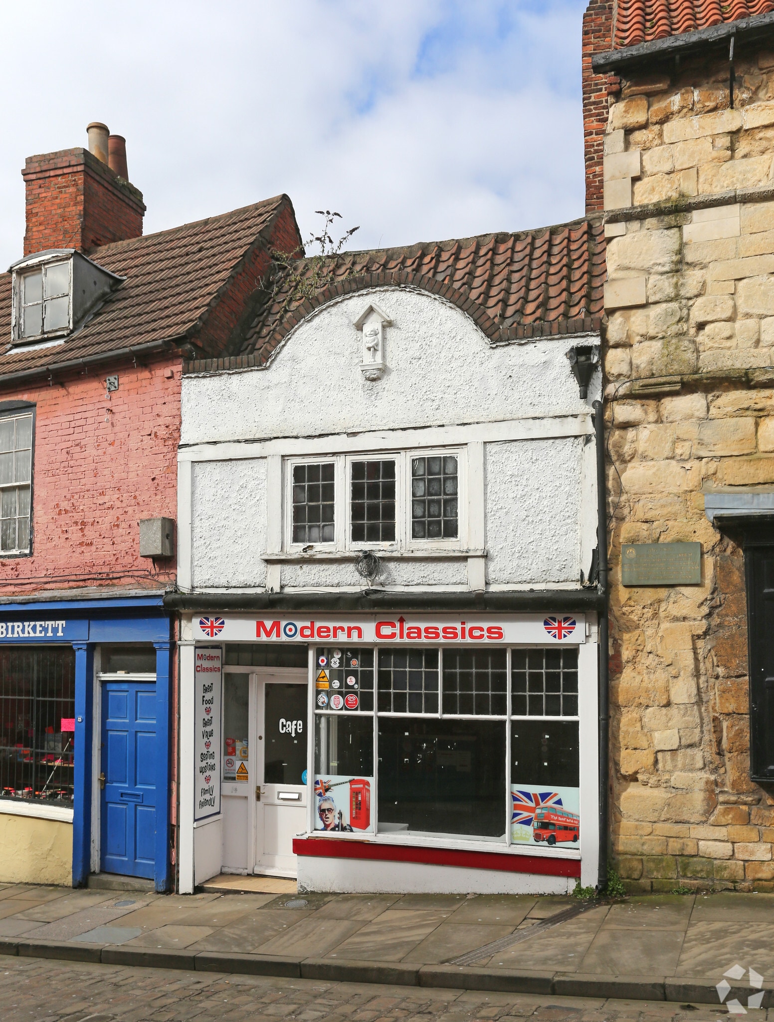 14 The Strait, Lincoln to rent Primary Photo- Image 1 of 4