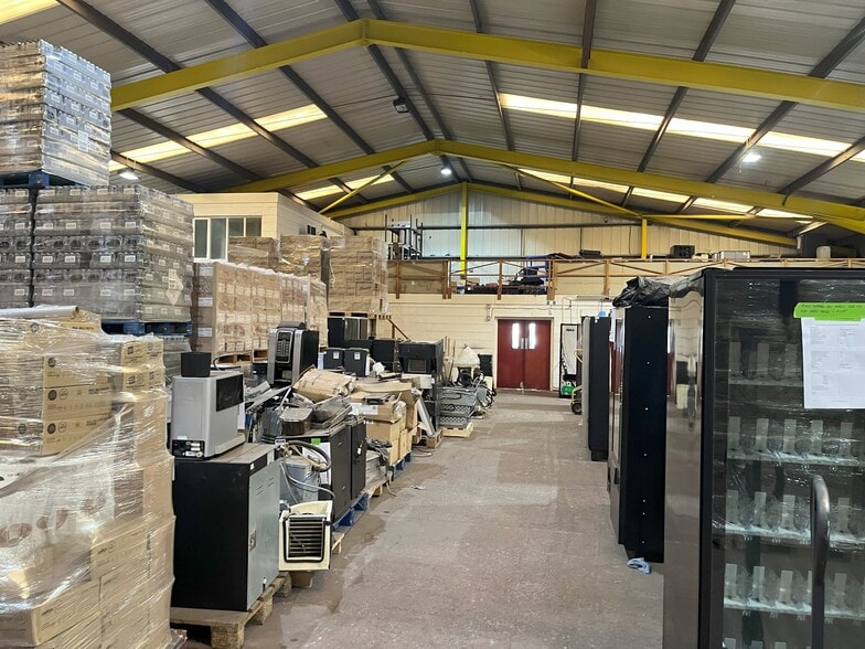 Ninth Ave, Gateshead to rent - Building Photo - Image 3 of 3