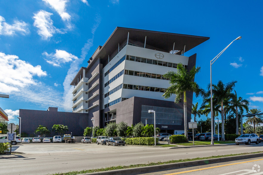 7480 SW 40th St, Miami, FL for sale - Primary Photo - Image 1 of 1