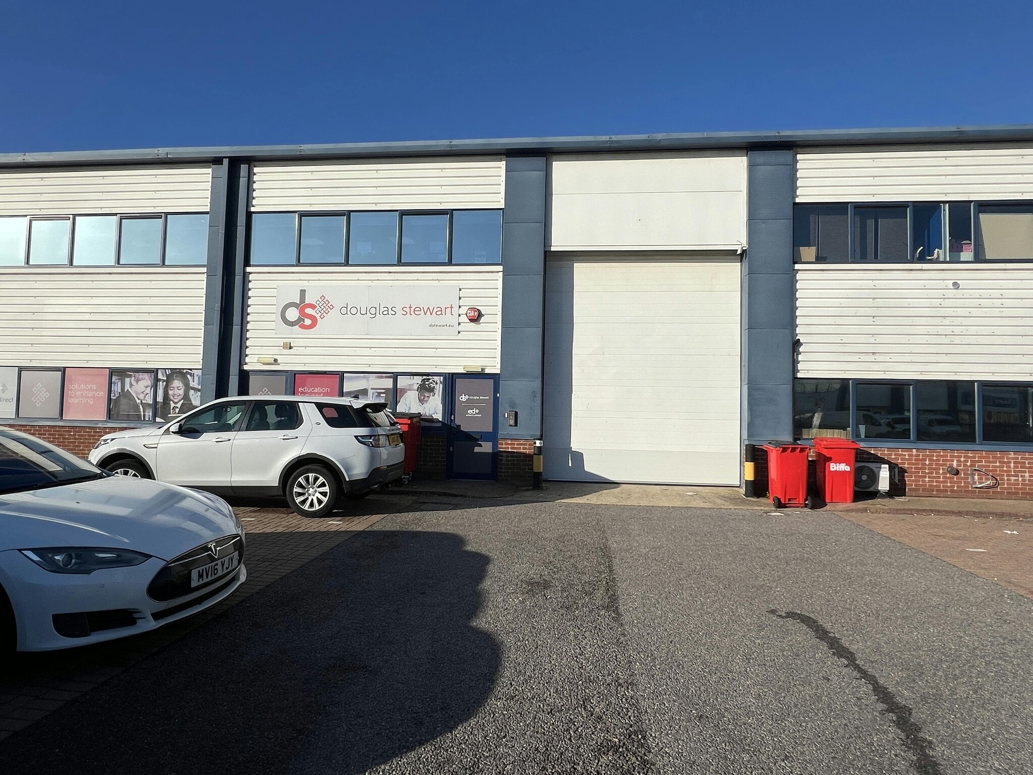 Jackson Clos, Portsmouth to rent Building Photo- Image 1 of 16