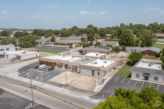 1405-1409 Hatcher Ln, Columbia, TN - aerial  map view