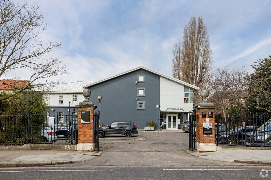 85 Barlby Rd, London, W10 6BN Shaftesbury Centre UK