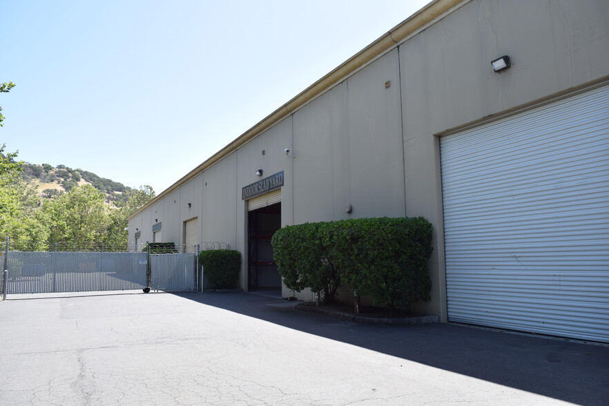 750 Link Rd, Fairfield, CA for rent - Building Photo - Image 3 of 3