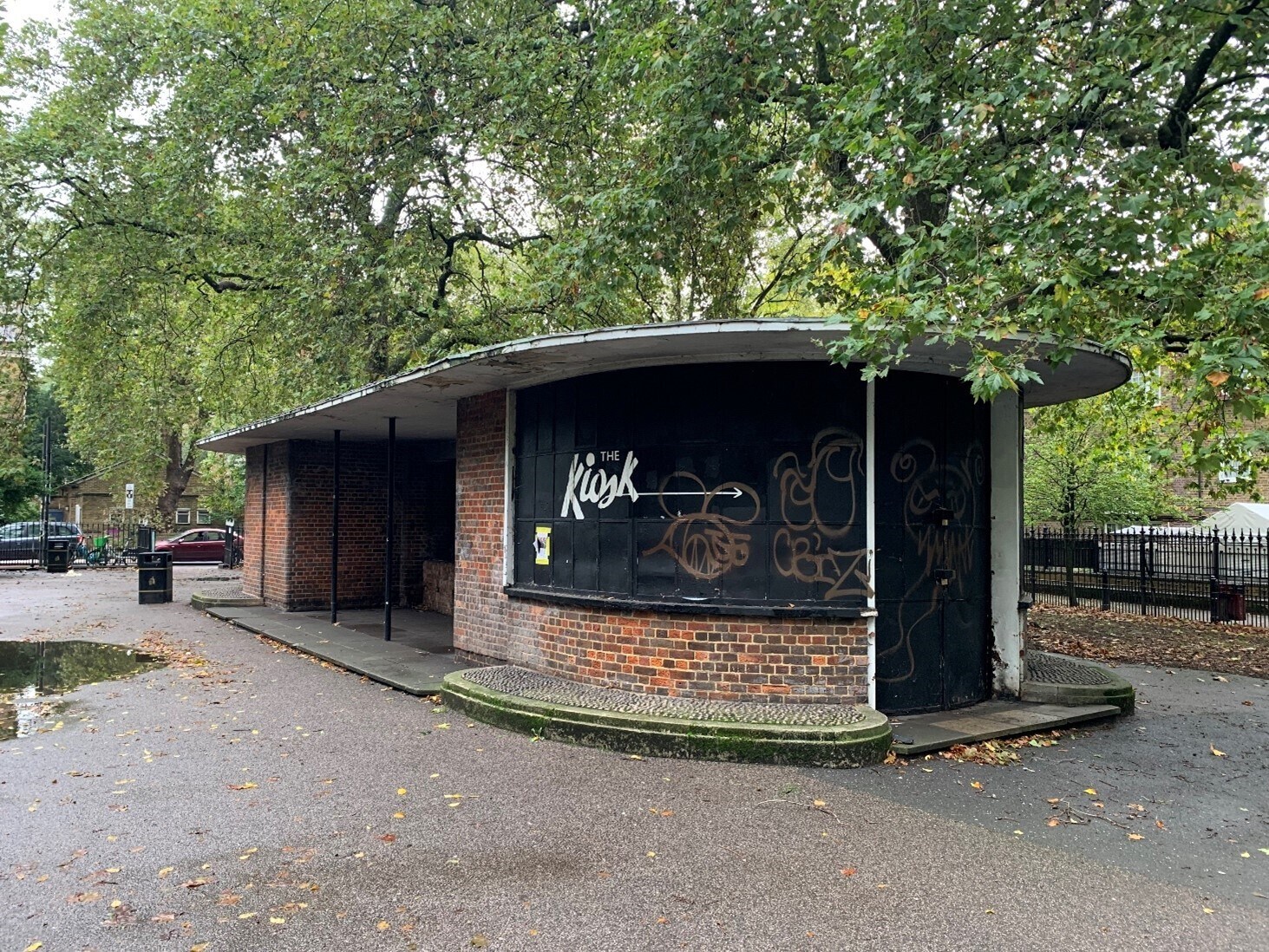 Bethnal Green Gardens Kiosk, London for sale Building Photo- Image 1 of 1