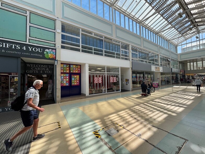 Churchill Shopping Centre, Dudley to rent - Building Photo - Image 1 of 14