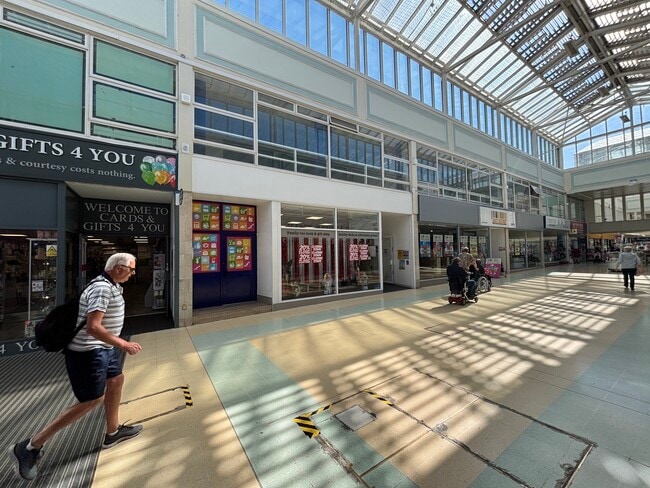 More details for Churchill Shopping Centre, Dudley - Retail to Rent