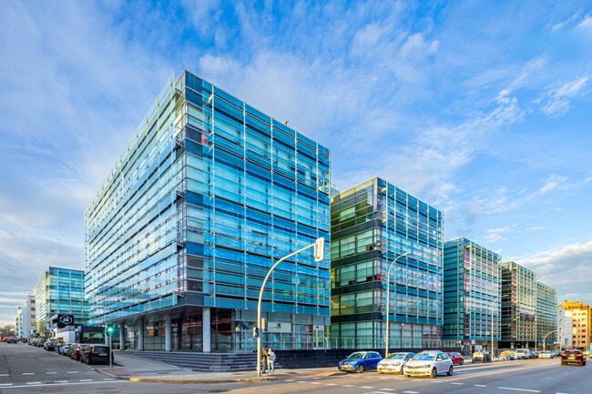 More details for Calle Santa Leonor, 65, Madrid - Office to Rent