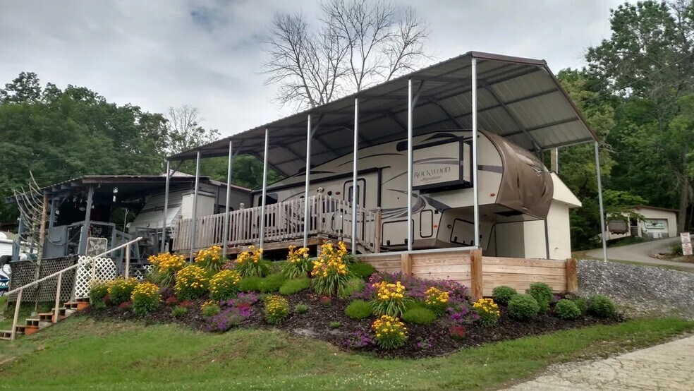 2321 Norman Way, Dandridge 37725 Indian Creek Dock Marina and