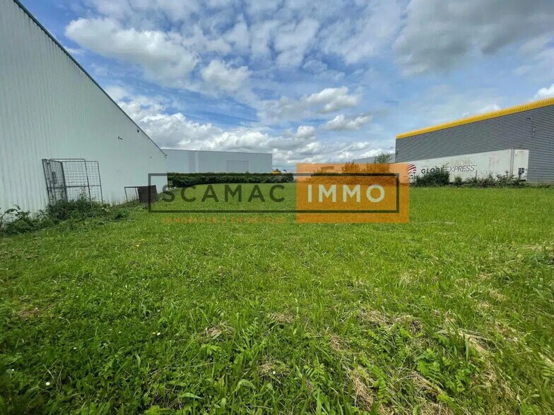 Light Industrial in Mitry-Mory to rent - Building Photo - Image 3 of 3