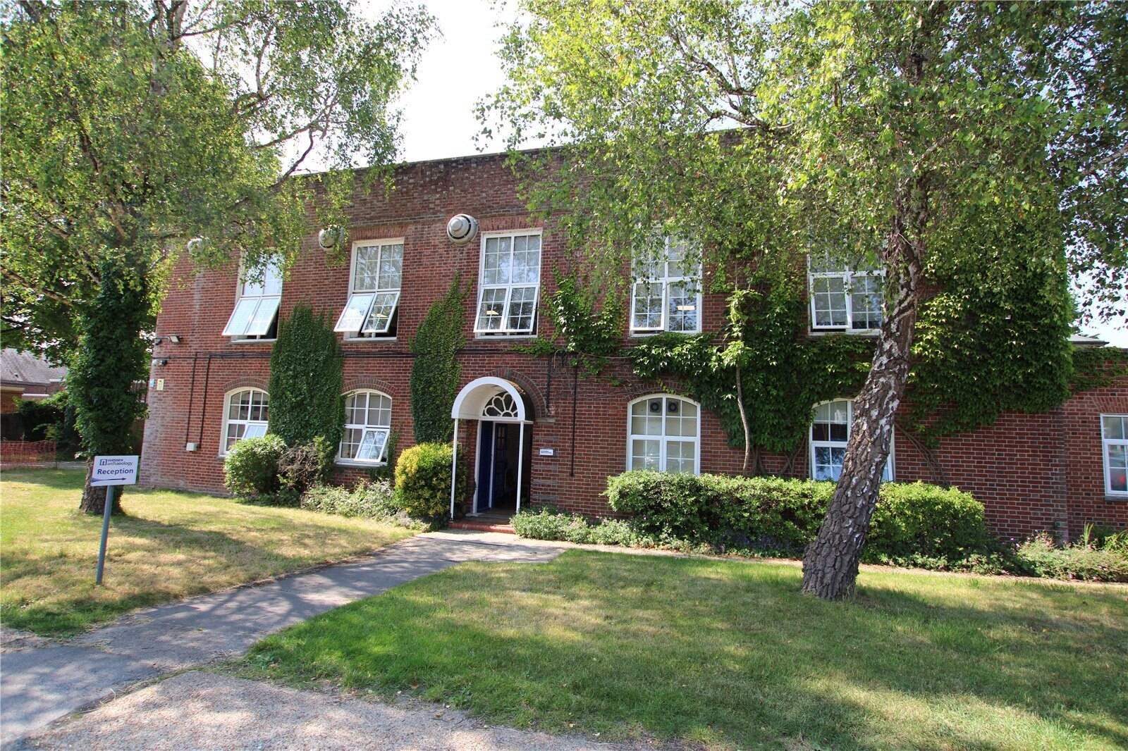 1 Old Sarum Park, Salisbury for sale Primary Photo- Image 1 of 1