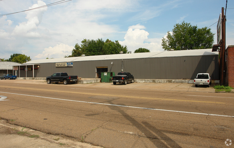 950 S Gallatin St, Jackson, MS for rent - Building Photo - Image 2 of 24