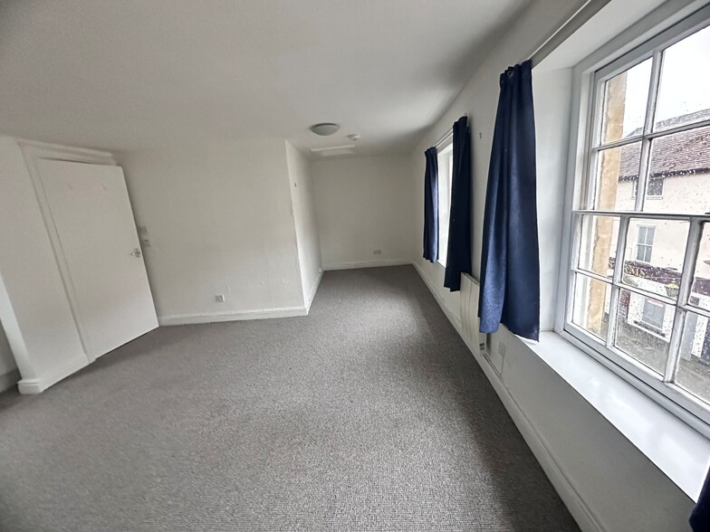 9-11 East St, Warminster for sale - Building Photo - Image 3 of 9