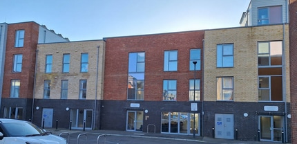 Turner Pl, Hove to rent Building Photo- Image 1 of 7