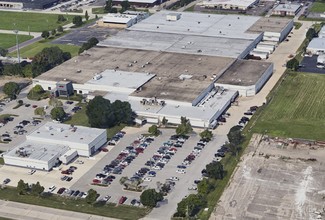 8201 N University St, Peoria, IL - AERIAL  map view - Image1