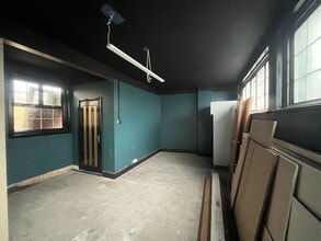 1 Manor Rd, Gravesend to rent Interior Photo- Image 1 of 2