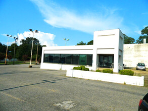 635 East Blvd, Montgomery, AL for rent Building Photo- Image 1 of 8