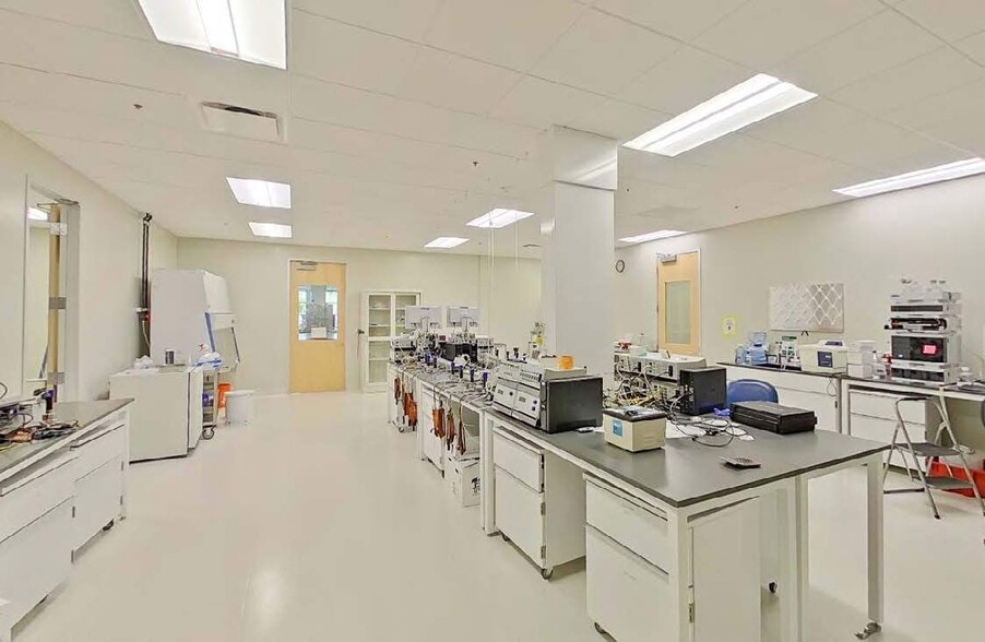 430 N McCarthy Blvd, Milpitas, CA to rent - Interior Photo - Image 1 of 5