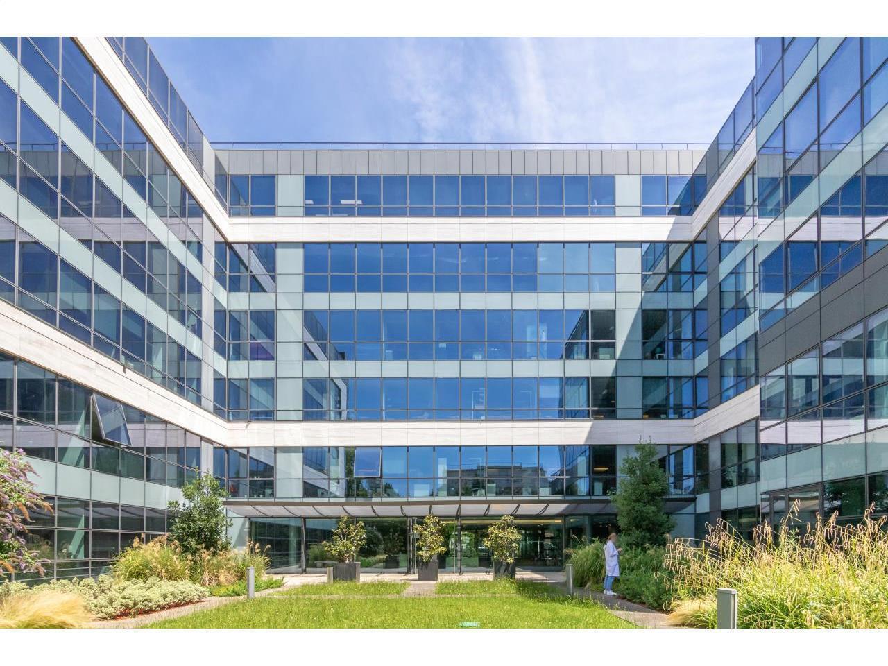 41-43 Rue De Villiers, Neuilly-sur-Seine to rent Building Photo- Image 1 of 57