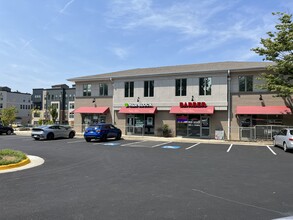 12054 N Shore Dr, Reston, VA for rent Building Photo- Image 1 of 14